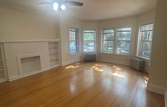 4019 N MOZART ST