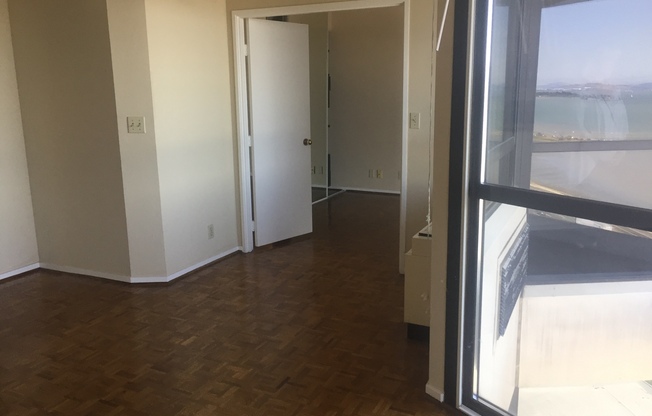 1 bed, 1 bath, $2,250, Unit # 1611