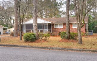 Updated 3 Bed 2 Bath off Columbia Rd