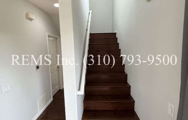 3 beds, 3.5 baths, $4,250