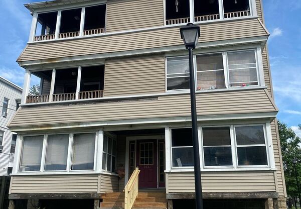 143 SKEELE ST
