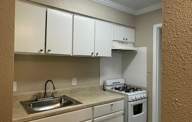 1 bed, 1 bath, 510 sqft, $1,150, Unit 232A