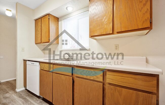 2 beds, 1 bath, 960 sqft, $1,200, Unit G3