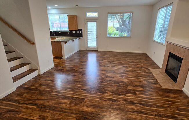 EPIC REA: 3 Bed/2.5 Bath Modern Comfort in a Prime Fairfield Location!