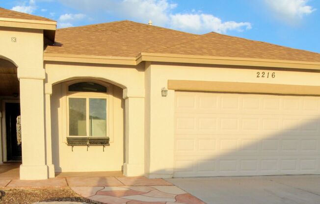 2216 Amber Point