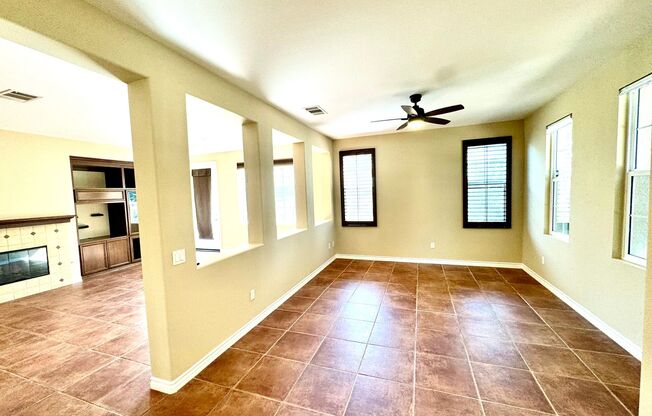 Beautiful and spacious 3 bedroom plus bonus room in Loma Linda