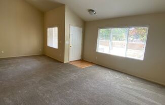 2 beds, 1 bath, $1,900