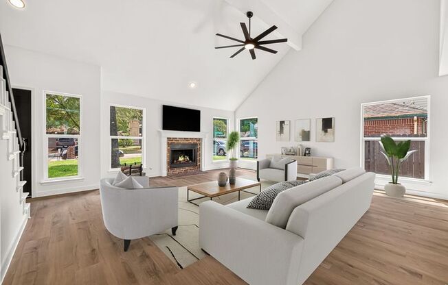 3 beds, 2 baths, $3,100