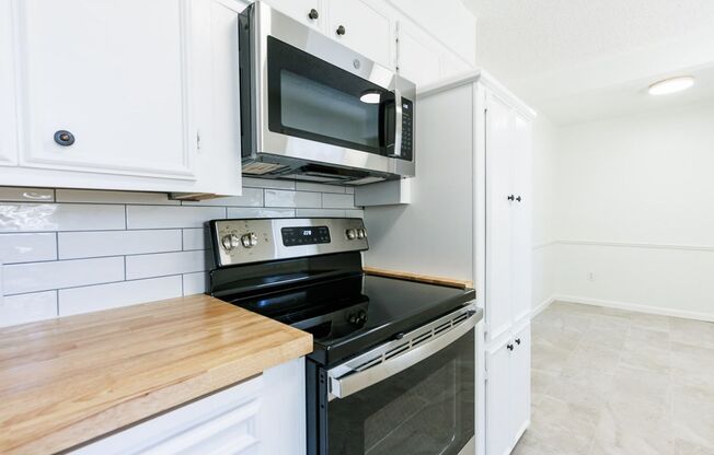 3 beds, 1 bath, $1,350