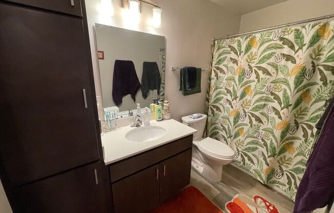 2 beds, 1 bath, $1,395, Unit 223