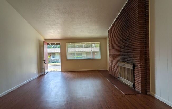2 beds, 1 bath, 800 sqft, $1,413, Unit 3485-11