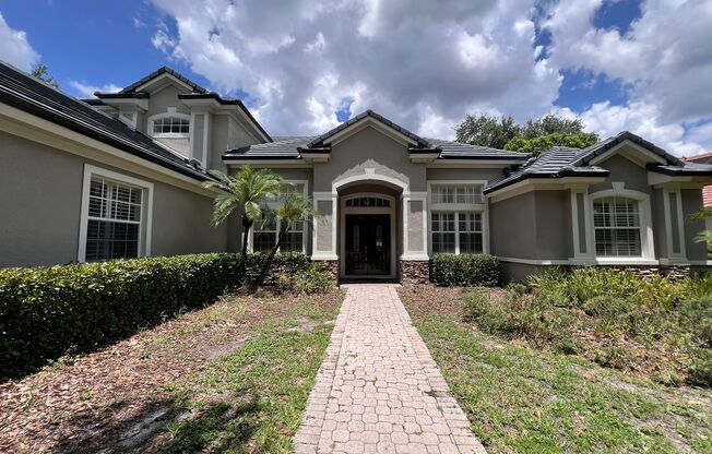 GORGEOUS SINGLE FAMILY HOME - PROPERTY  FULLY FURNISHED