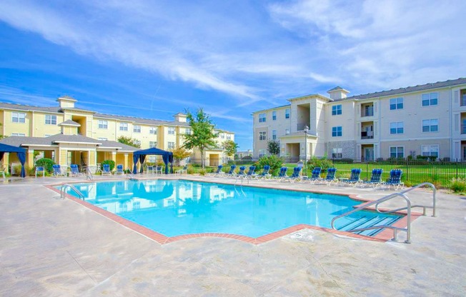 Resort-style pool at Sonoma Grande Apartment Homes Tulsa, OK