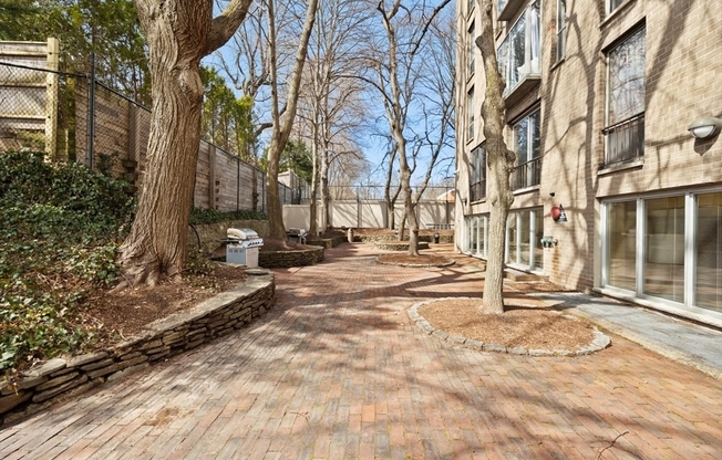 1 bed, 1 bath, 750 sqft, $2,650, Unit 1010