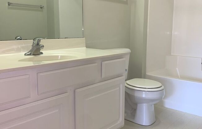 2 beds, 2 baths, 1,251 sqft, $1,880, Unit 302-212