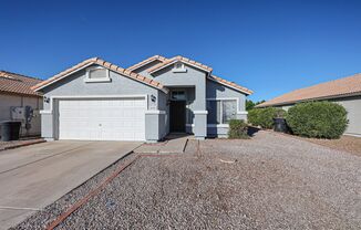 3BD 2BA HOME IN THE HEART OF CHANDLER WITH A POOL