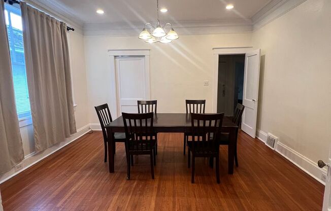 Renovated 3 Bedroom on Broadway!