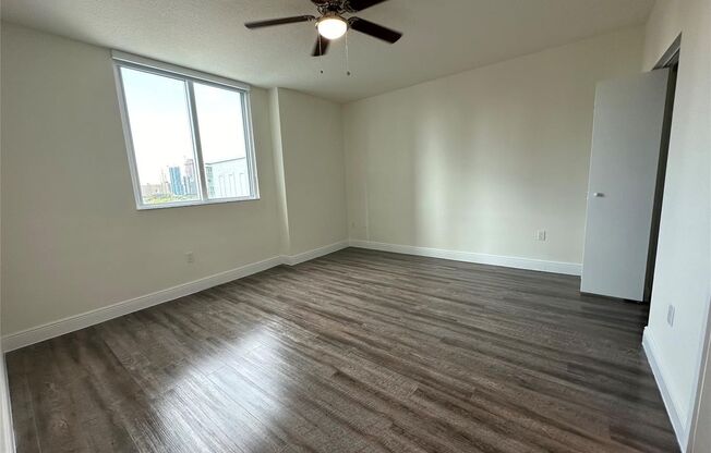 2 beds, 2 baths, 1,208 sqft, $3,724, Unit 110 SW 12th Street #9-08(F10469758)