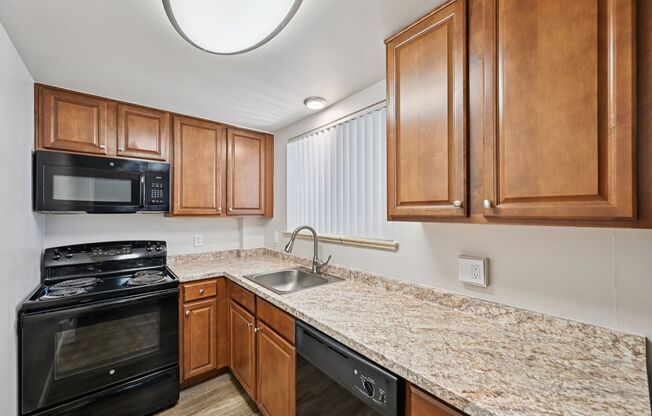 Welcome to Dahlia Apartments — Comfortable, Affordable Living in the Heart of Denver