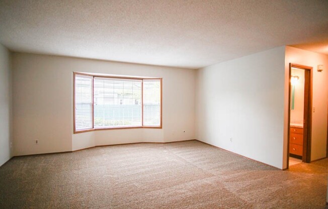 Close in NE-2 Bedroom with Parking Ready Now!