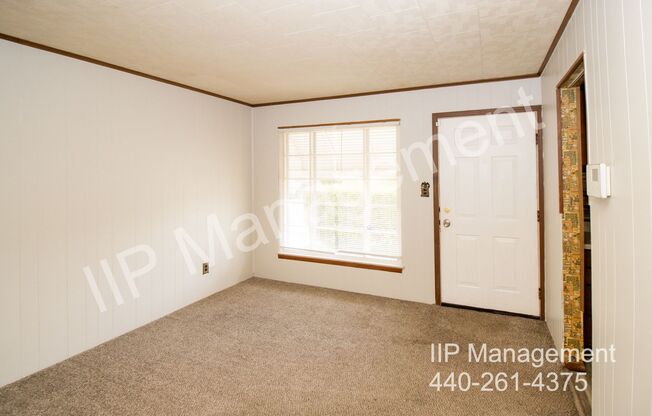 12612 ERWIN AVE