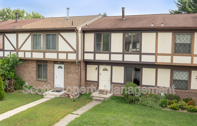 113 BOURBON CT