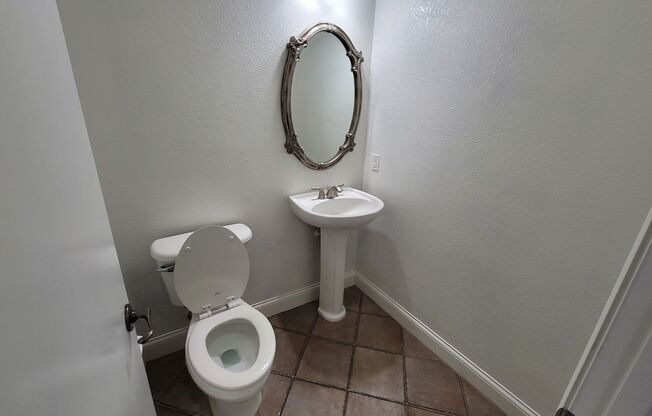 3 beds, 2.5 baths, $1,995