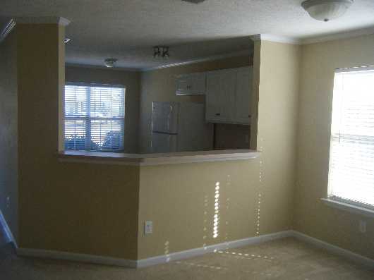 Now Available! Centrally Located Townhome located in Cammaron subdivision in Martinez GA