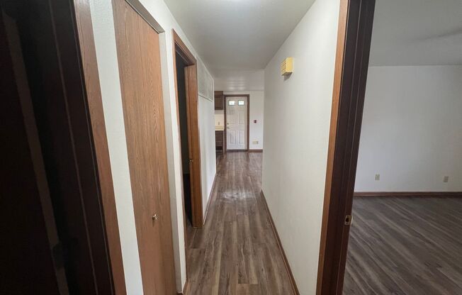 1 bed, 1 bath, $1,150, Unit 3802