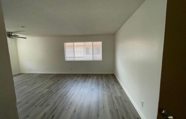 Citrus Ave - 810 - BLUE