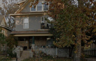 4109 WARWICK BLVD
