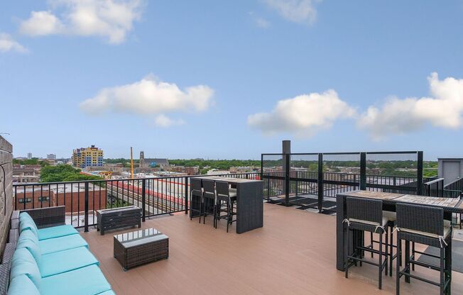 Studio, 1 bath, 204 sqft, $1,255, Unit 411