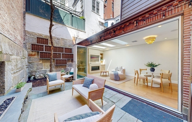 9 CHESTNUT ST