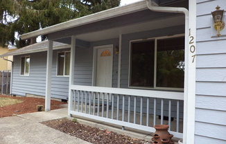 3 beds, 2 baths, $2,295