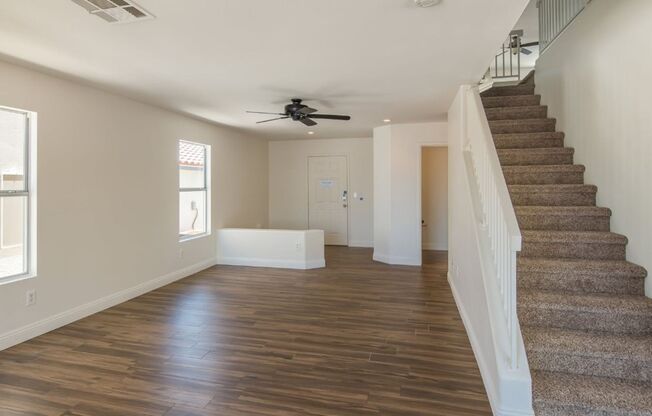 4 beds, 2.5 baths, $2,250