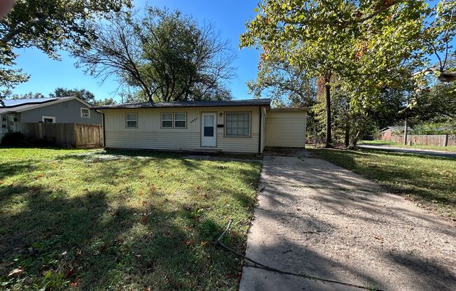 3 Bedroom on S Glenn, Wichita KS!