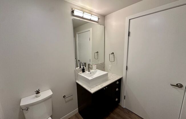 1 bed, 1 bath, 593 sqft, $2,150, Unit Unit 504
