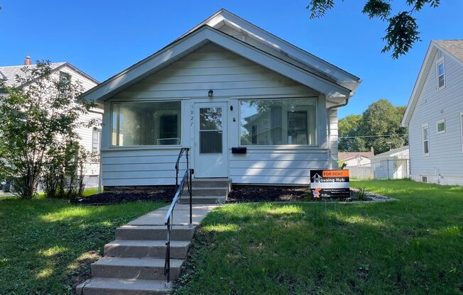 1927 Sherwood Ave.