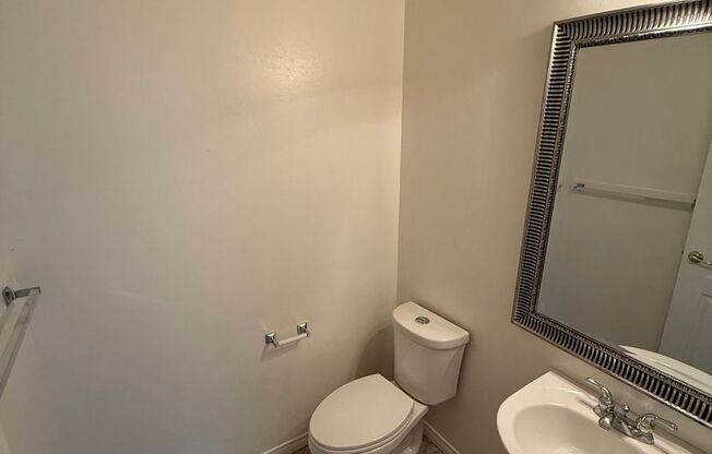 3 beds, 2.5 baths, $2,800