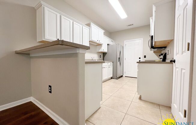 Beautiful townhome in the heart of Niceville!