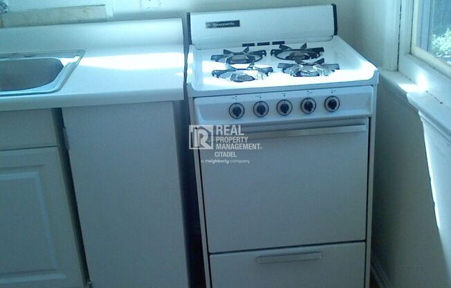 172 E Claremont St, Pasadena CA