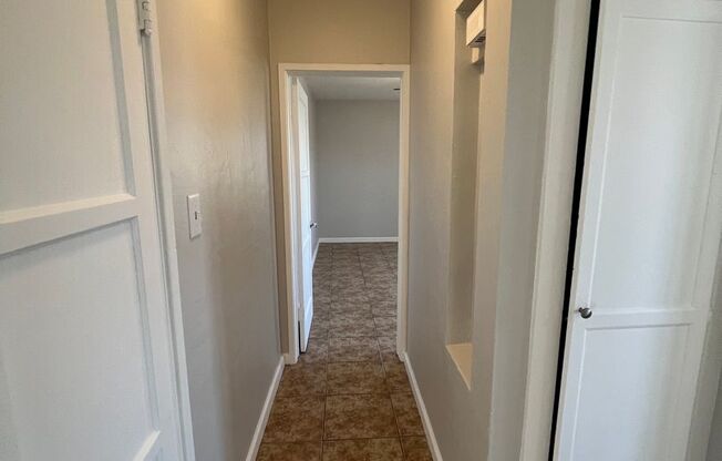 1 bed, 1 bath, $2,395, Unit 2a