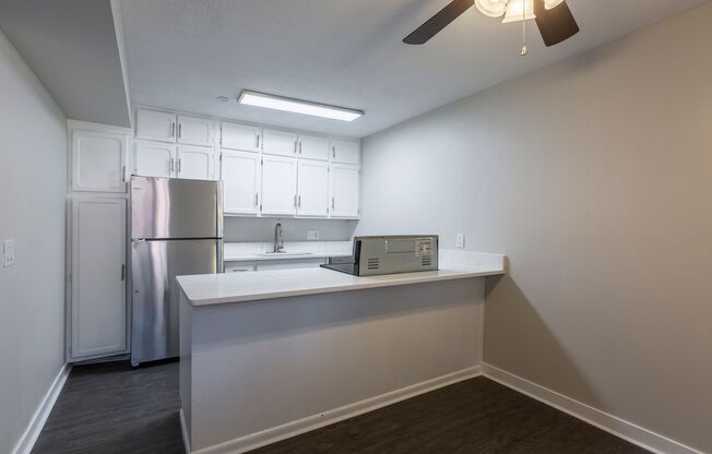 2 beds, 1.5 baths, 1,100 sqft, $1,195, Unit #120