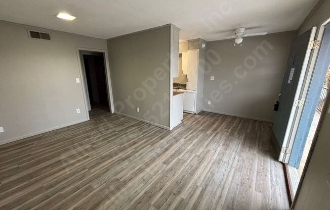 1 bed, 1 bath, 558 sqft, $695, Unit 525 S Duncan #5