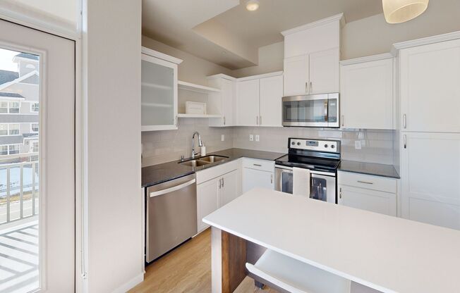 2 beds, 2 baths, 1,110 sqft, $2,195, Unit 224