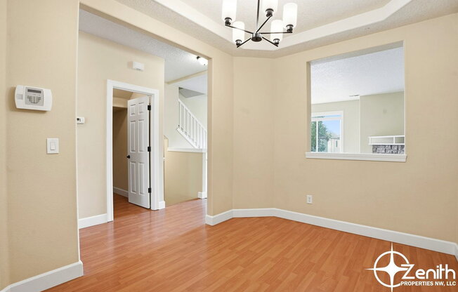 3512 NE 80 ST