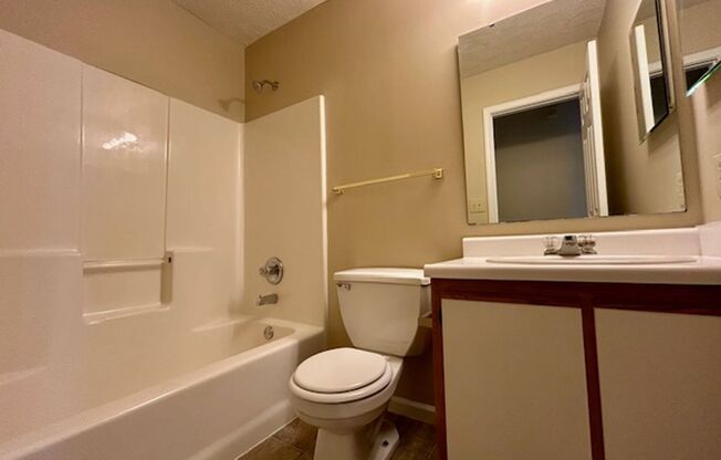 3 beds, 2 baths, $1,495