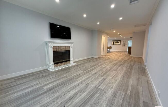 14018 CALVERT ST