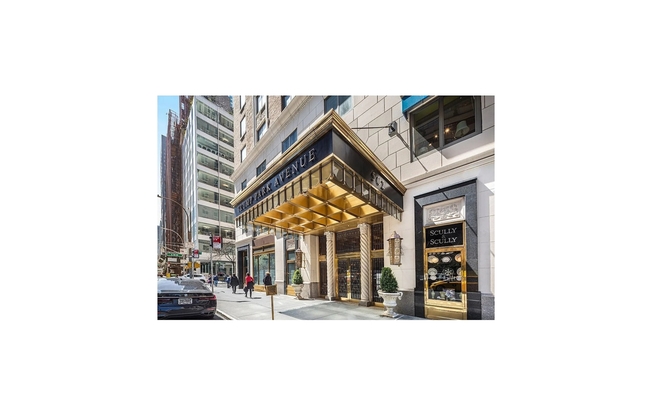 2 beds, 3.5 baths, 2,100 sqft, $20,000, Unit 12AB