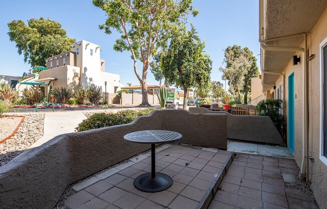 2 beds, 2 baths, 918 sqft, $3,395, Unit 25-04